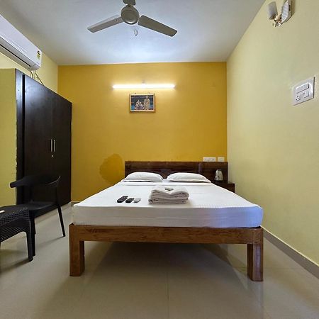 Ramakrishna Rooms Srirangam Tiruchirappalli Eksteriør bilde